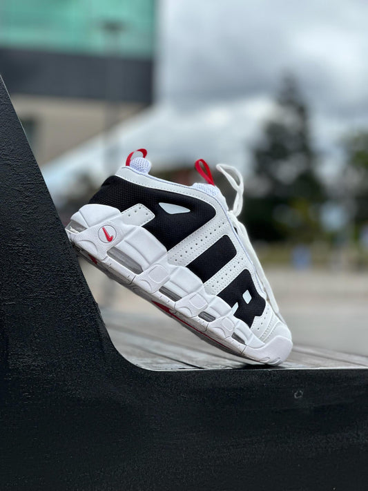 Nike Air More Uptempo Low - White
