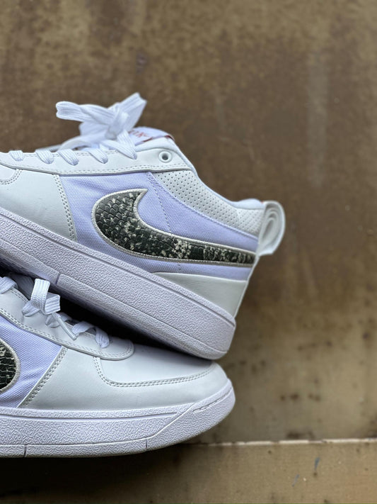 Nike Book 1 - 'Rattlesnake'