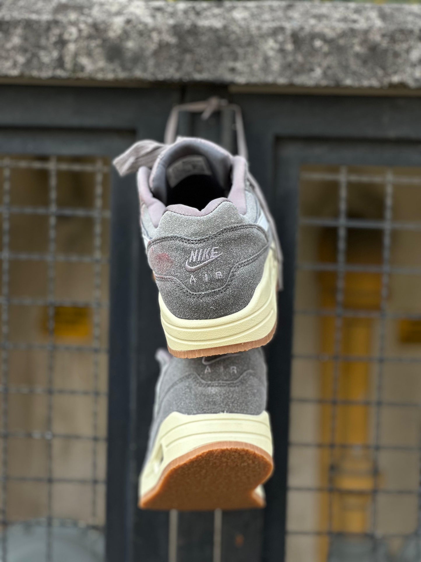 Nike Air Max 1 PRM Crepe Soft Grey