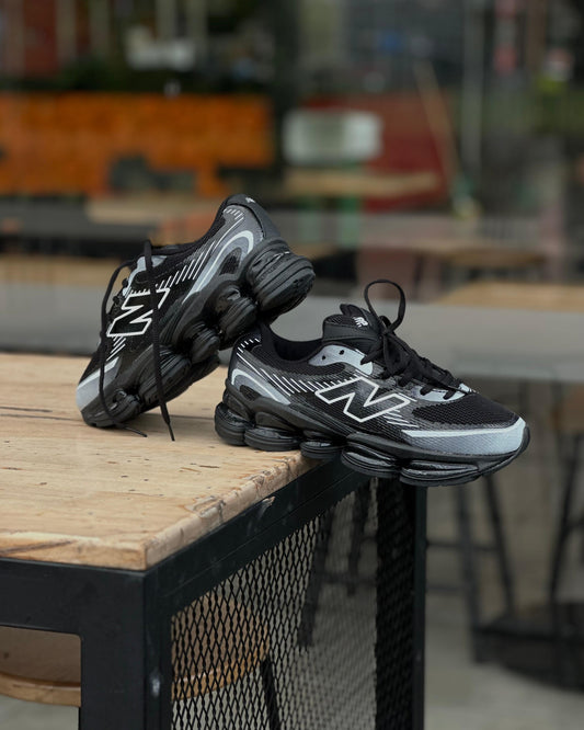 New Balance 2000