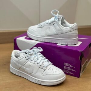 Nike Dunk Low - Triple White
