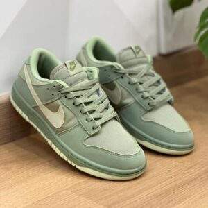 Nike Dunk Low Premium - Oil Green