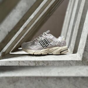 Adidas Response CL - Bad Bunny Wonder White