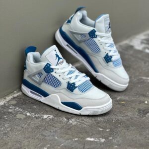 Air Jordan Retro 4 - Military Blue