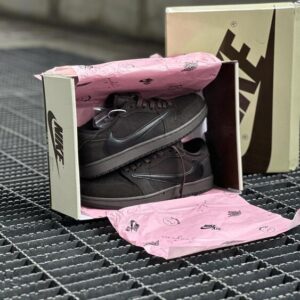 Air Jordan 1 Retro Low OG - Travis Scott Velvet Brown