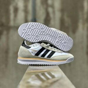 Adidas SL 72