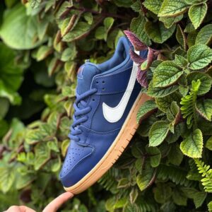 Nike SB Dunk Low - Navy Gum