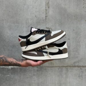 Nike Air Jordan 1 Retro - Mocha