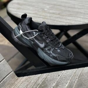 Nike V2K - Total Black