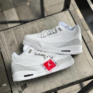 Air Jordan Retro 3 - Pure White