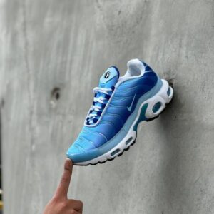 Nike Air Max Plus TN - University Blue Gradient