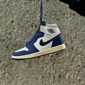 Nike Air Jordan Retro 1 High - Rare Air