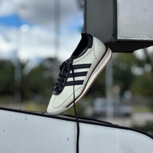 Adidas SL 72
