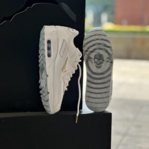 Nike Air Max - 90 NRG Pirata Radio W