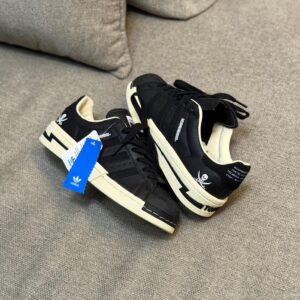 Adidas Superstar - Neighborhood